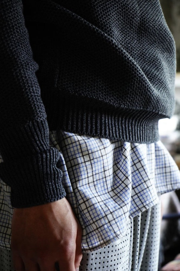 WALES COTTON Hand Knit V Neck