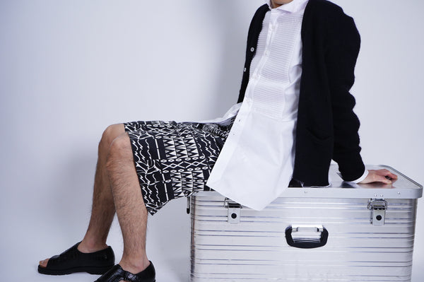 Black -Wing collar shirt-