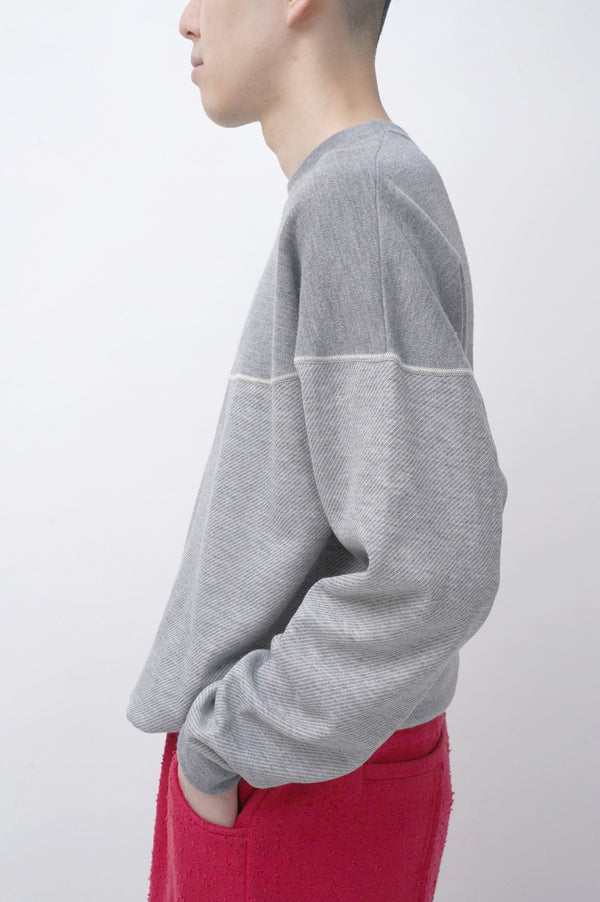 80's "NIKE" -Switched design C/N Sweat Shirts-