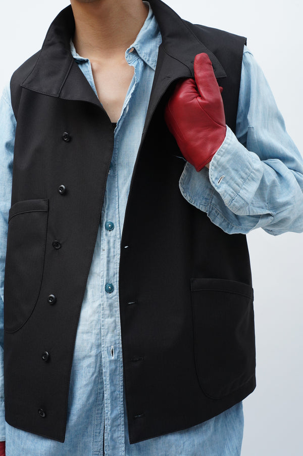 – Two pocket Asymmetrical vest –