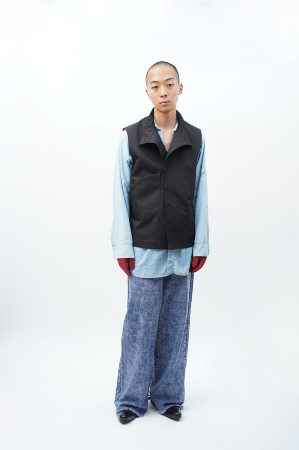 – Two pocket Asymmetrical vest –