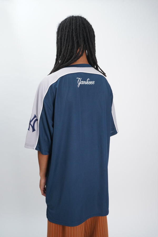 "New York Yankees" -Logo Embroidery S/S Tee-