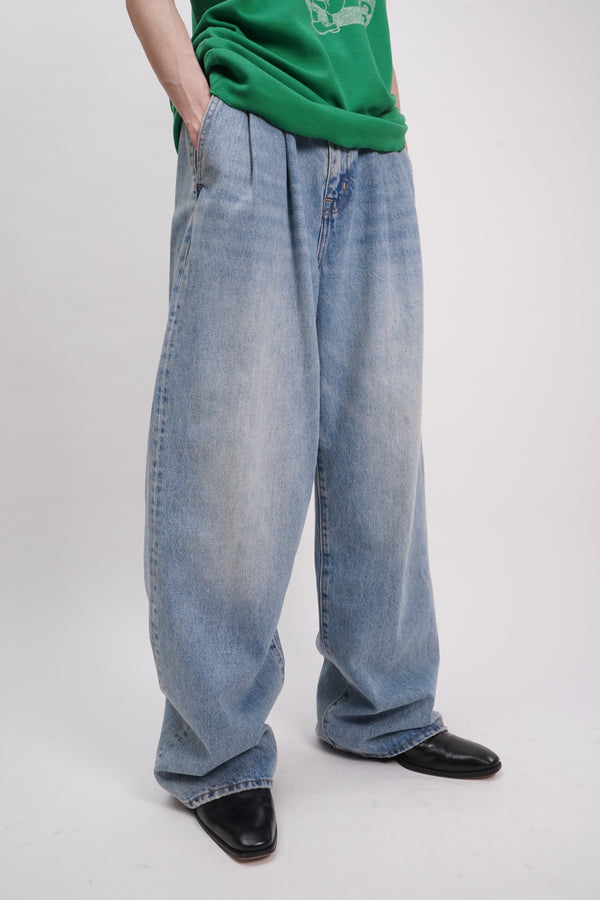 "UNKNOWN" -2 Tuck Denim Pants-