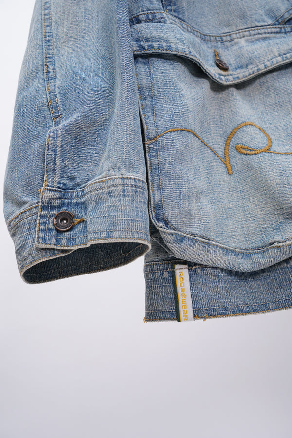 2000's "ROCAWEAR" -Cotton/Poly Slub Denim Trucker Jacket-