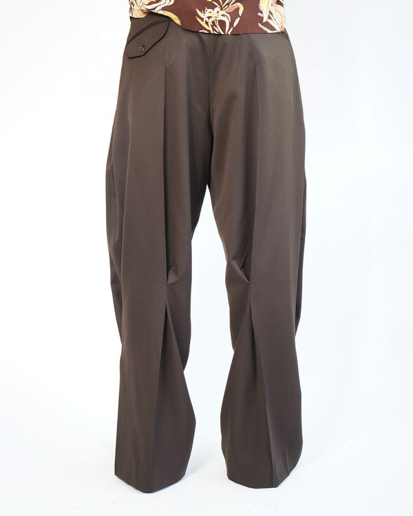 KHOKI -Tuck-detail pants-
