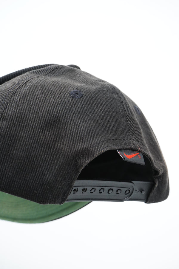 90's "NIKE" -Logo Embroidery 6 Panel Cap-