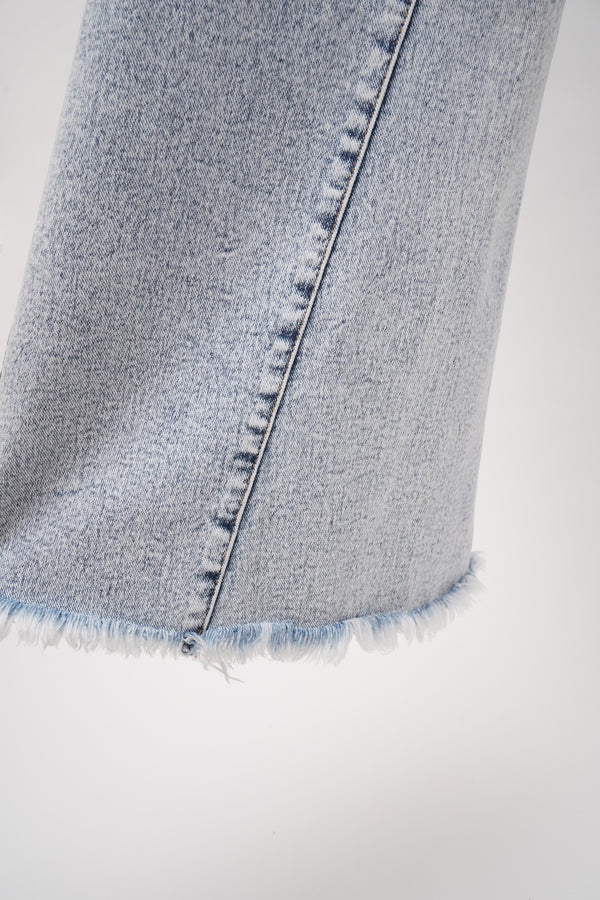 "Unknown" -Cut Off Denim Pants-