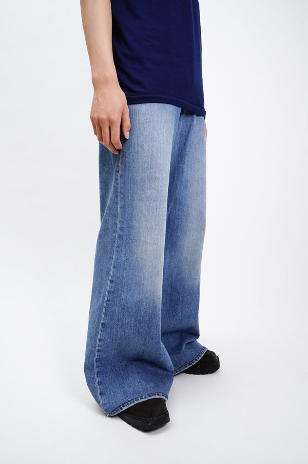 "UNKNOWN" -Flare Denim Pants-