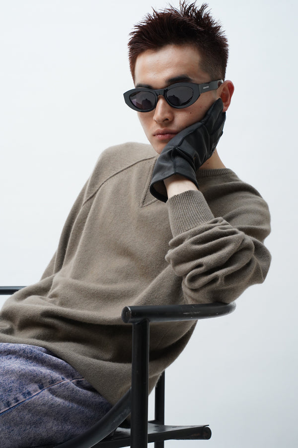 90's "MCCULLEY'S" -Front V Cashmere C/N Knit Sweater-