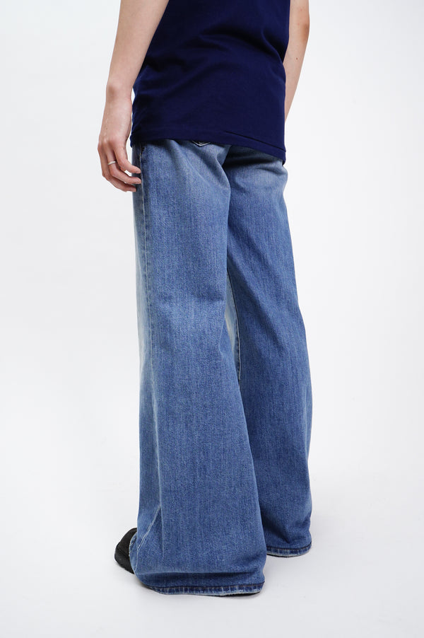 "UNKNOWN" -Flare Denim Pants-