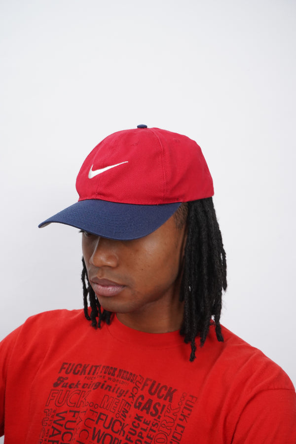90's "NIKE" -Logo Embroidery 6 Panel Cap-