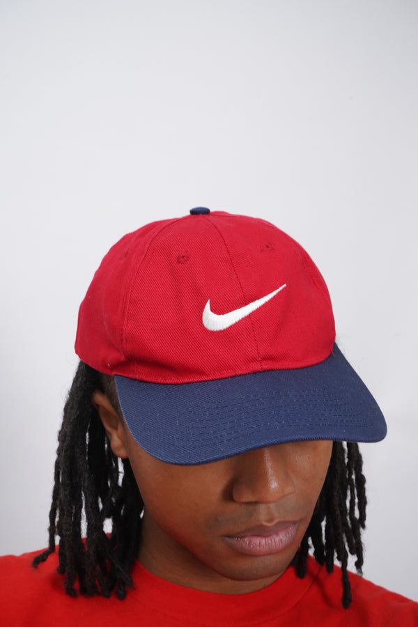90's "NIKE" -Logo Embroidery 6 Panel Cap-