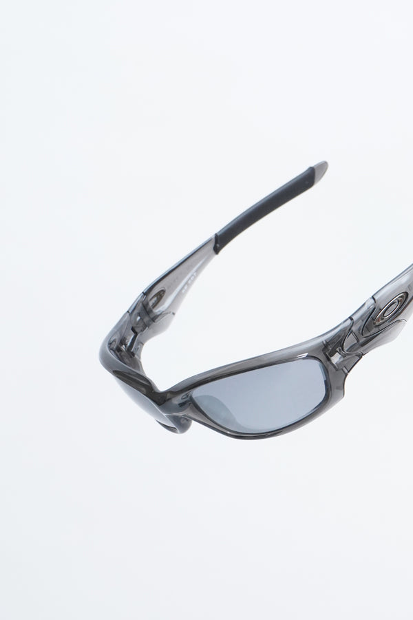 "OAKLEY" -Sunglasses-