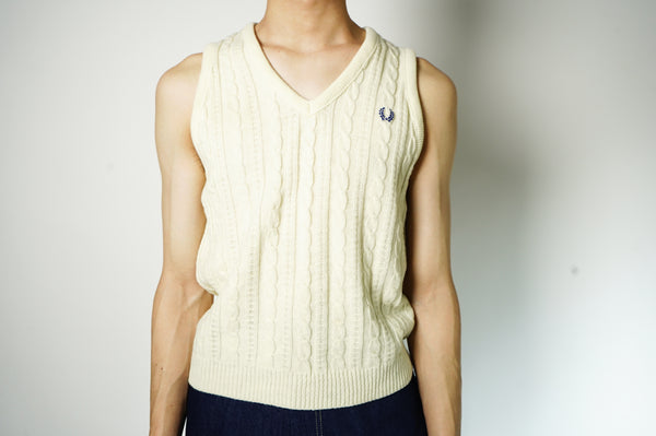 80's "FRED PERRY" -V Neck Knit Vest-