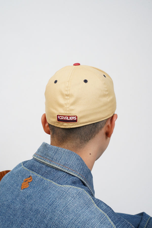 "adidas" -"CLEVELAND CAVALIERS" 6 PANEL CAP-