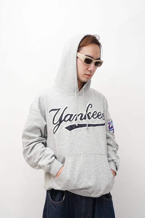 90's "MAJESTIC" -"NEW YORK YANKEES" Logo Sweat Hoodie-