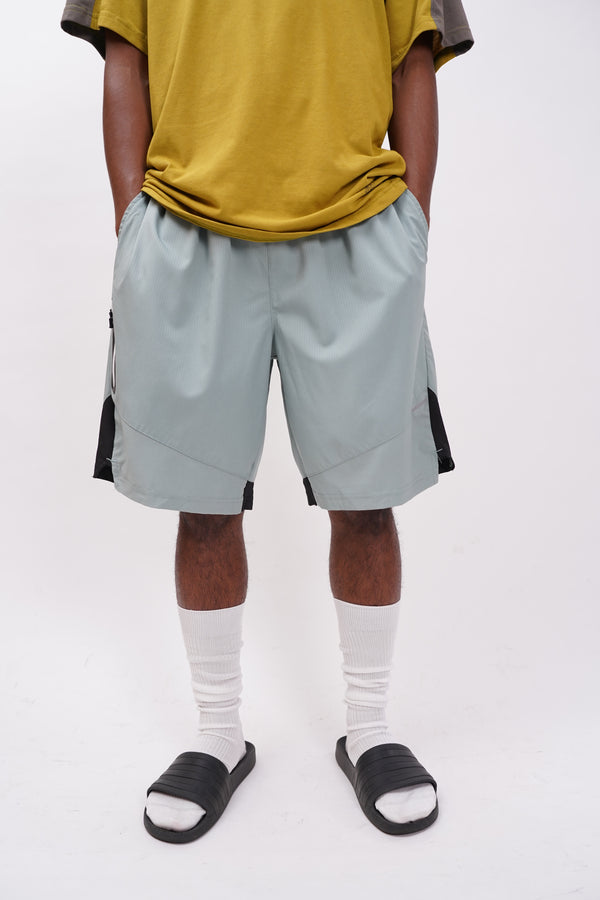 "Reebok" -Dry Fit Training Easy Shorts-