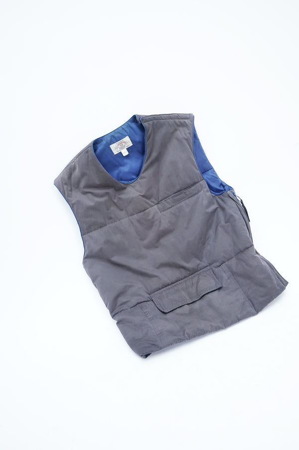 90's "ARMANI JEANS" -U Neck Padding Nylon Vest-