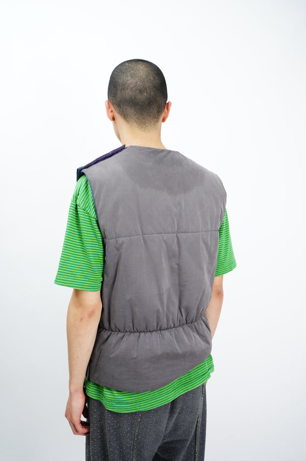 90's "ARMANI JEANS" -U Neck Padding Nylon Vest-