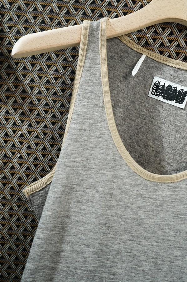 CCDA20UNI A -Cotton×Llama Tank Top