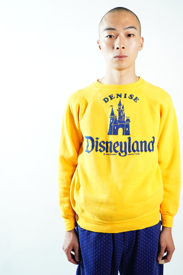 70's "Walt Disney Productions" -"DENISE Disneyland"Flocky Printed Crew Neck Sweat Shirt-