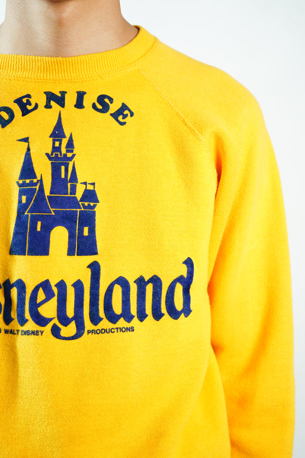 70's "Walt Disney Productions" -"DENISE Disneyland"Flocky Printed Crew Neck Sweat Shirt-