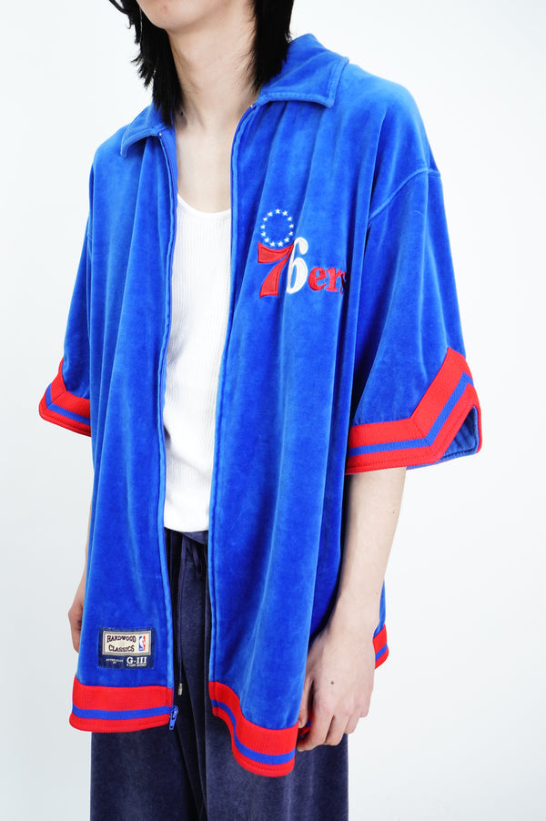 "HARD WOOD CLASSICS" -"Philadelphia 76ers" S/S Zip Shirt-