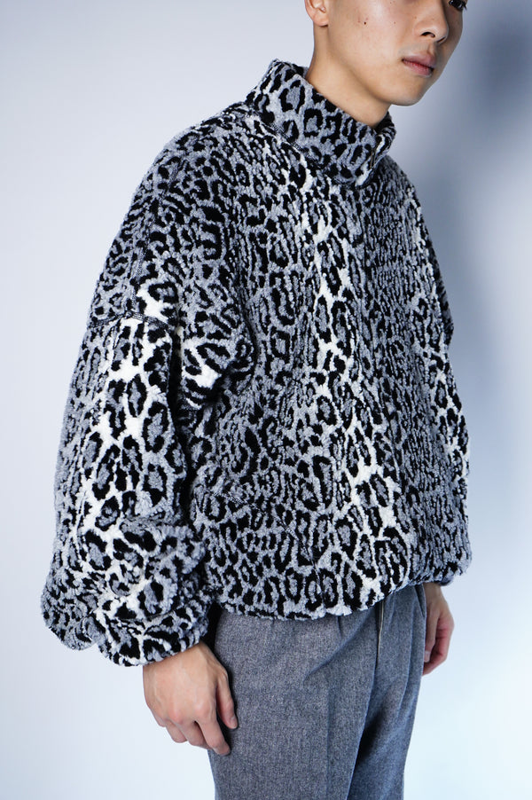 "EZZE WEAR" -Leopard Pattern Fleece Jacket-