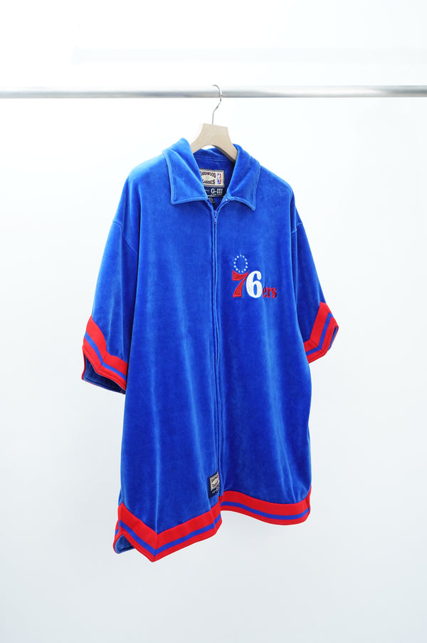 "HARD WOOD CLASSICS" -"Philadelphia 76ers" S/S Zip Shirt-