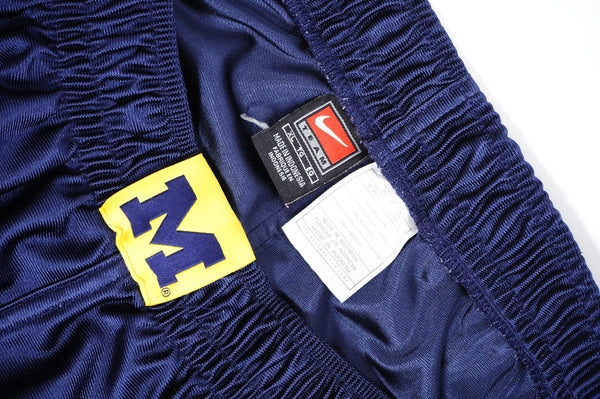 "NIKE" -"Michigan Wolverines" Side Snap Jersey Basketball Pants-