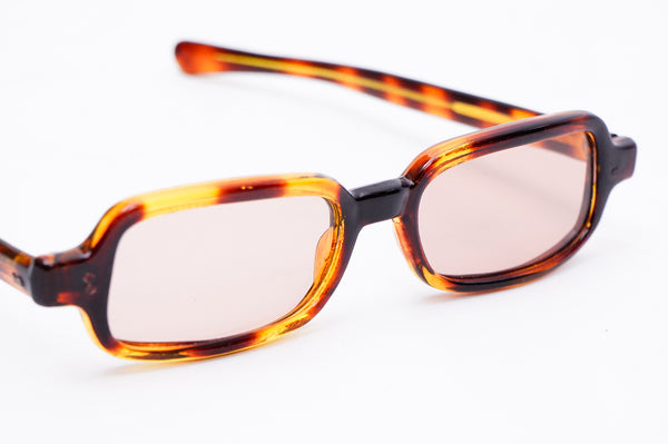 "UNKNOWN" -Sunglasses-