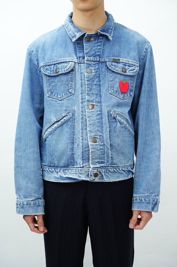70's "Wrangler" -Apple Wappen Denim Trucker Jacket-