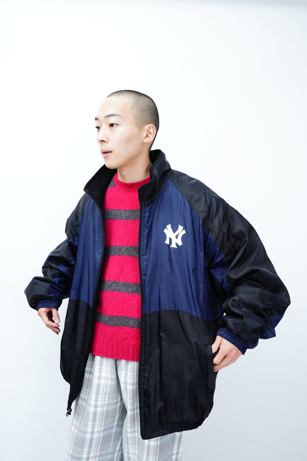 90's "GENUINE MERCHANDISE" -"NEW YORK YANKEES" Stadium Jumper-