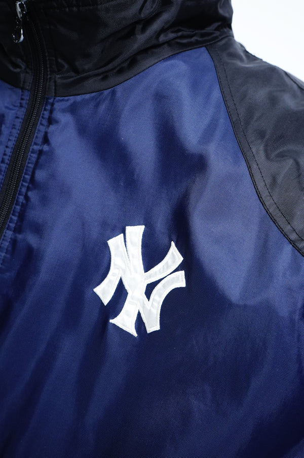 90's "GENUINE MERCHANDISE" -"NEW YORK YANKEES" Stadium Jumper-