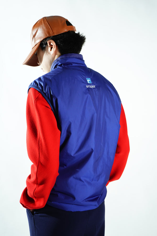 2000's "patagonia" -Company Logo Embroidered "PUFFBALL VEST"
