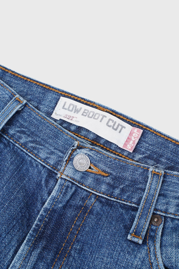 2000's "Levi's" -"527" Low Boot Cut Denim Pants-