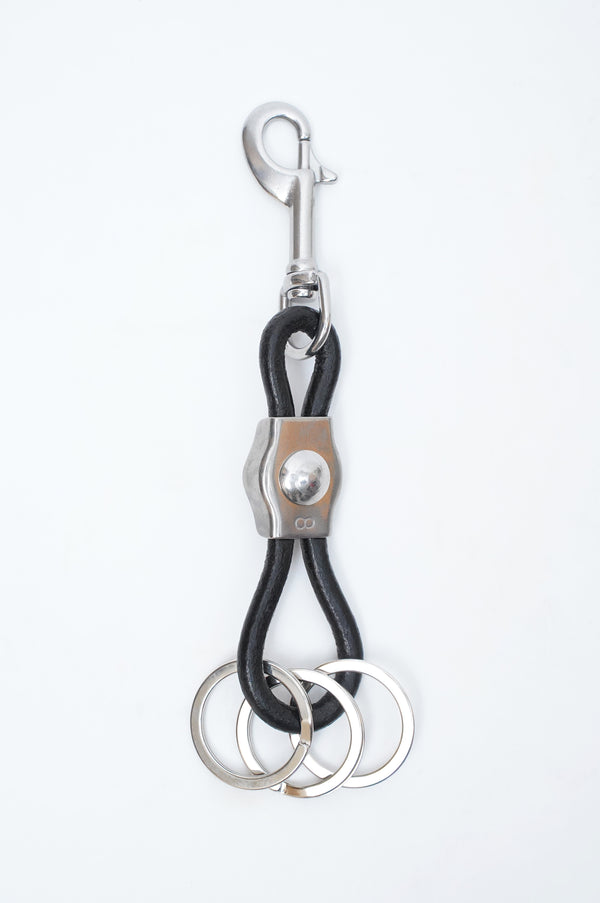 -PINCHED KEYRING-