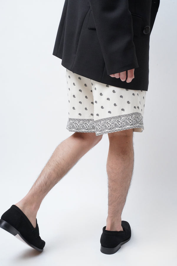 -Tucked Shorts-