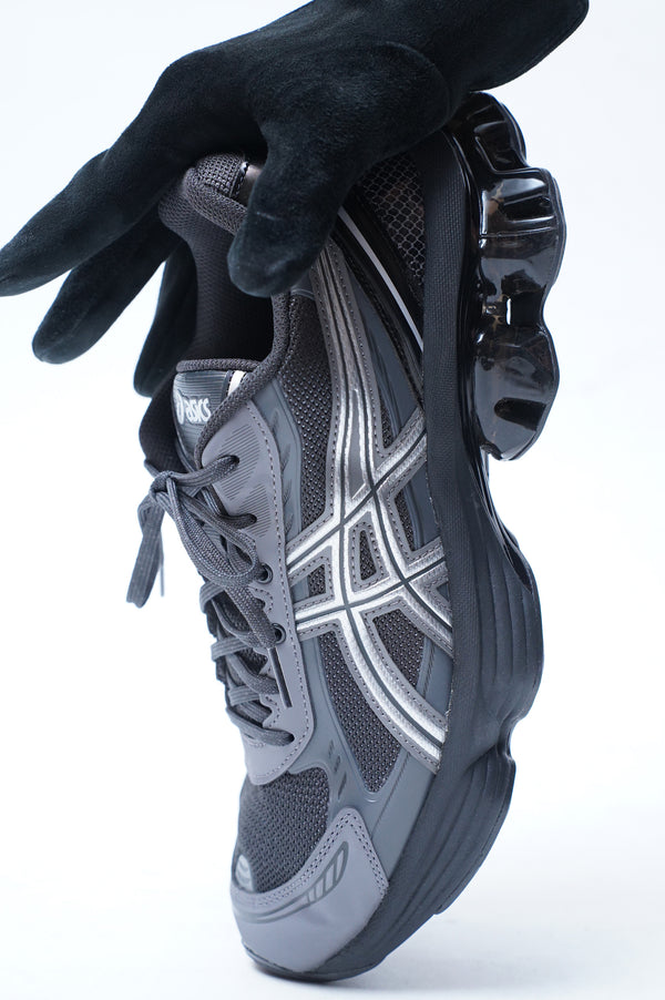 -GEL-KINETIC FLUENT- (GRAPHITE GREY/PURE SILVER)