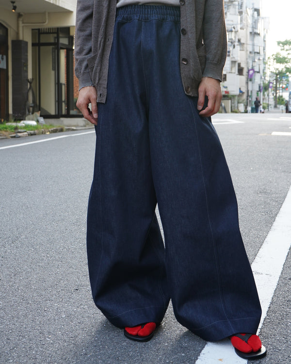 -WIDE LEG TROUSER-