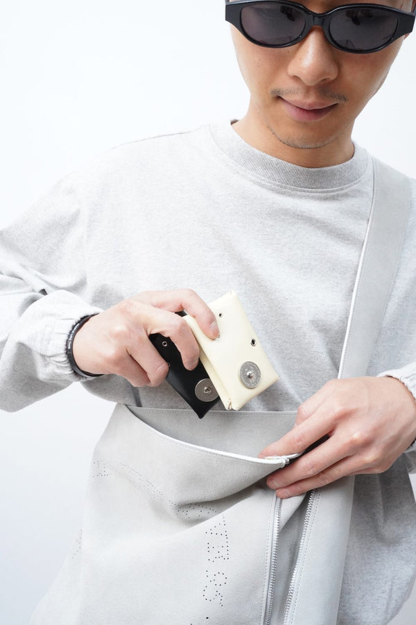 -ENVELOPE WALLET + scattered studs-