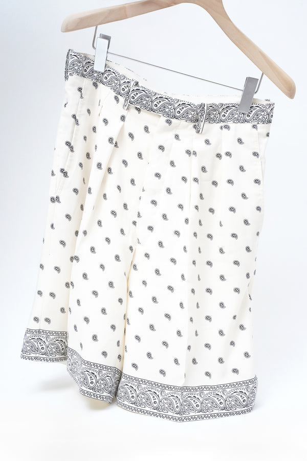 -Tucked Shorts-