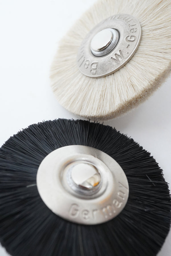 -BRUSH PIN-