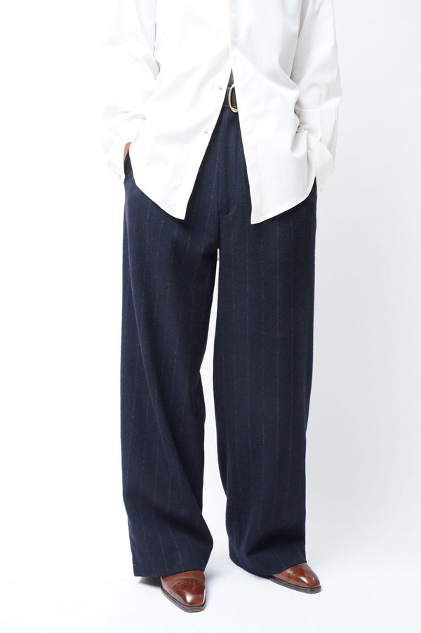 -2 TUCK BAGGY TROUSERS-