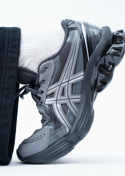 -GEL-KINETIC FLUENT- (GRAPHITE GREY/PURE SILVER)