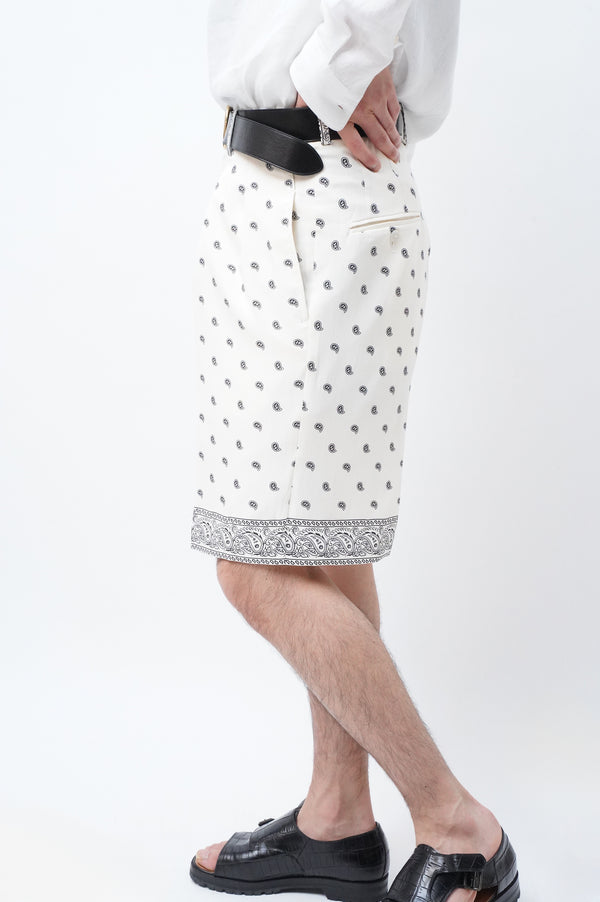 -Tucked Shorts-