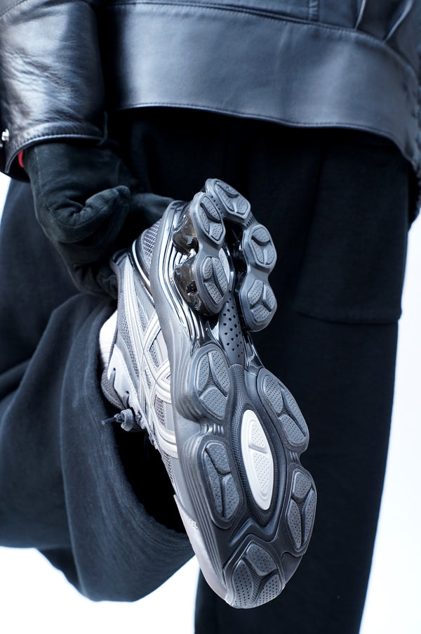 -GEL-KINETIC FLUENT- (GRAPHITE GREY/PURE SILVER)