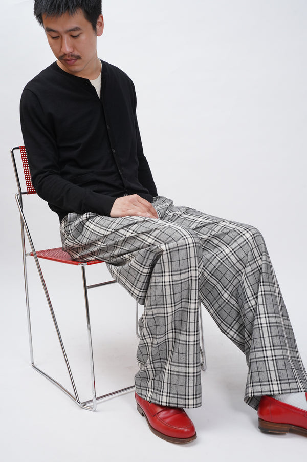 -Two Tuck Baggy Trousers-