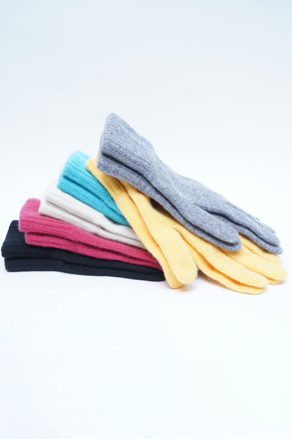 Joshua Ellis -Cashmere Plain Glove-