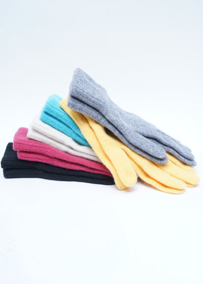 Joshua Ellis -Cashmere Plain Glove-